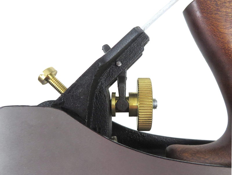 Taytools 469614 Smoothing Bench Hand Plane #4, 9-3/4 Inch Sole, Ductile Cast Body, Lapped Sides and Bottom, Blade RHC 55-60, Sapele Handle and Tote - Image 4